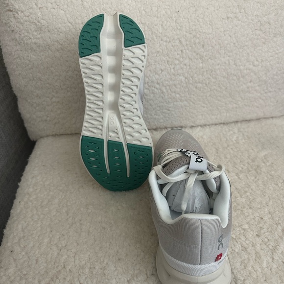 On Running Sneakers in Gray and Green - Picture 4 of 4